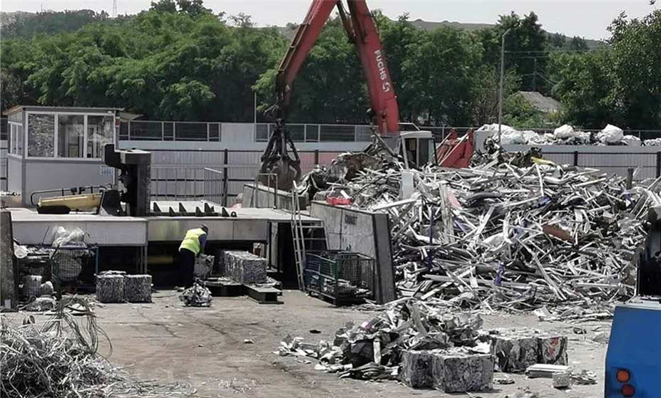 Metal Baler to Romania